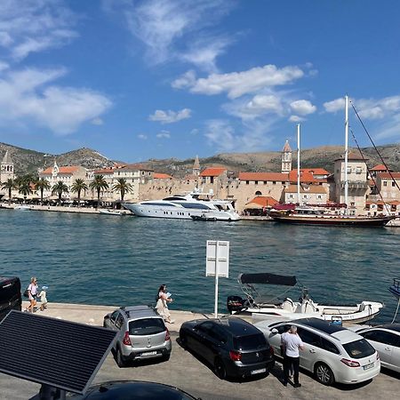 Vila Liza Bed and Breakfast Trogir Buitenkant foto