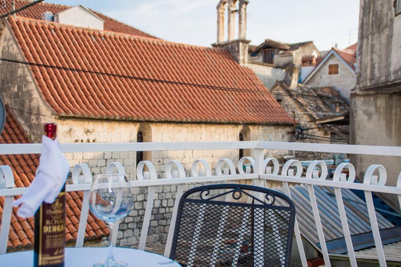 Vila Liza Bed and Breakfast Trogir Buitenkant foto